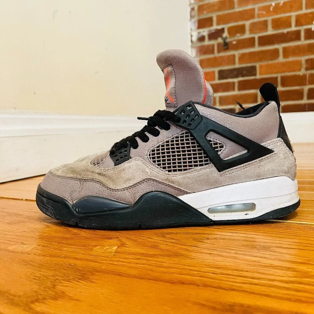 Size 12.5 - Jordan 4 Retro Mid Taupe Haze
